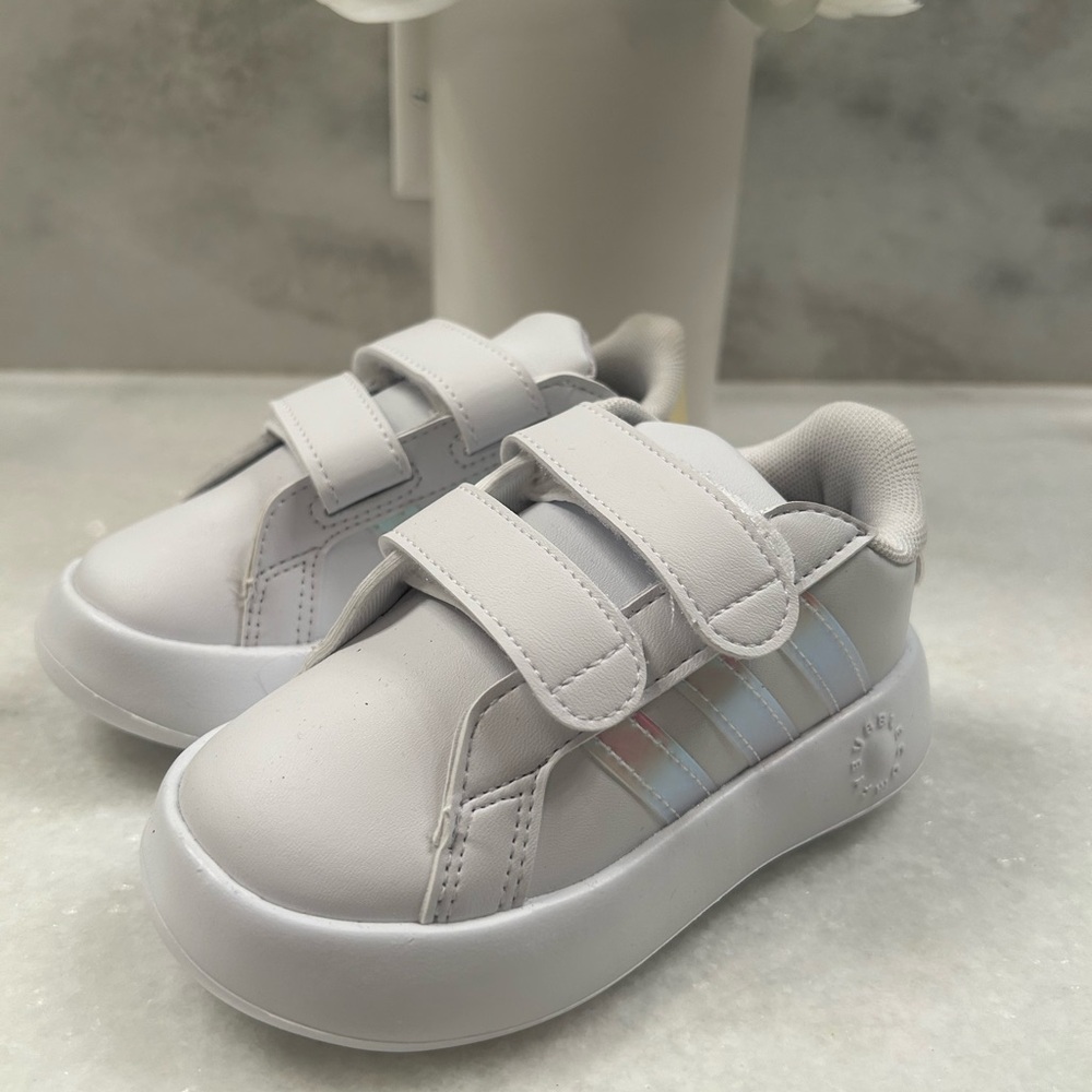 Adidas Kids Grand Court - Size 7